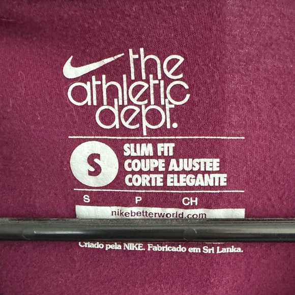 Nike Maroon Slim Fit Size S Tshirt - Picture 4 of 4